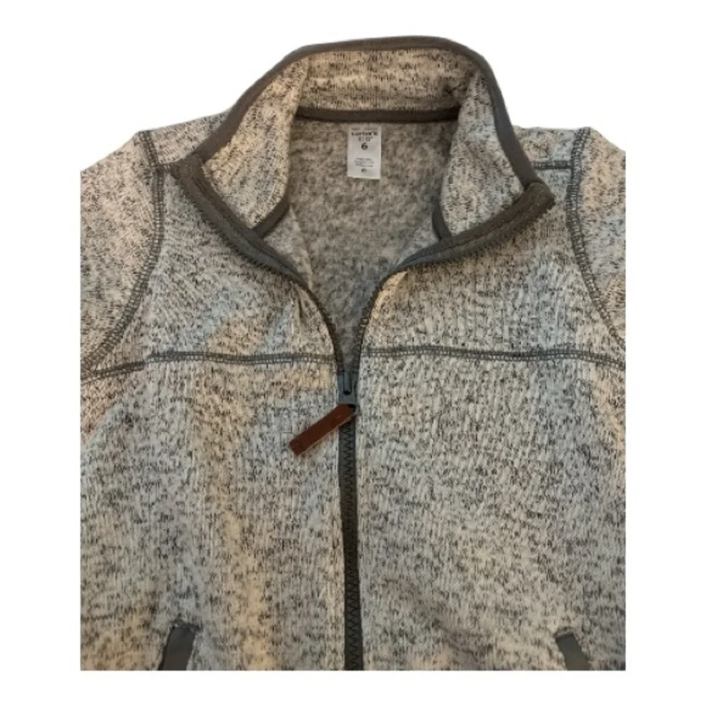 CARTER’S KID boys zipper sweater jacket, size 6, light gray , dark gray flecks.
